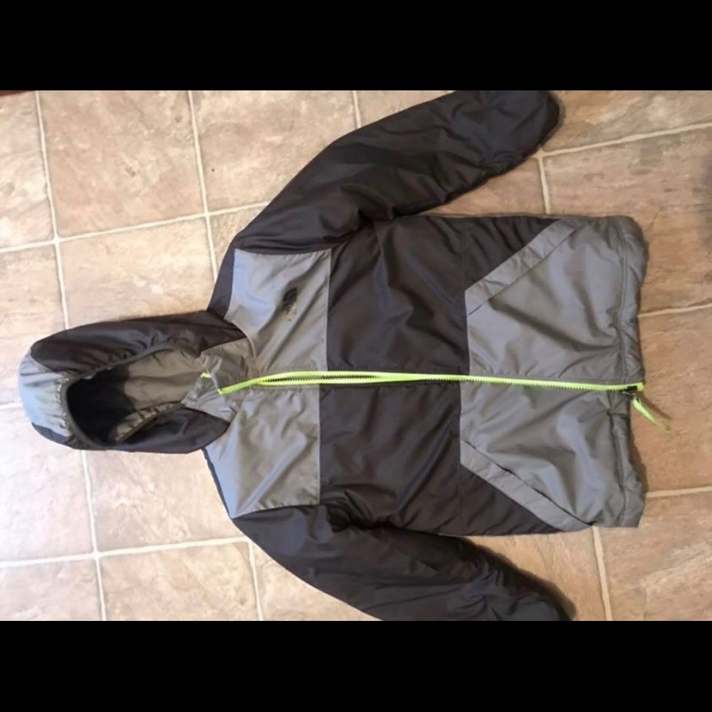 LIKE NEW! Boys north face coat